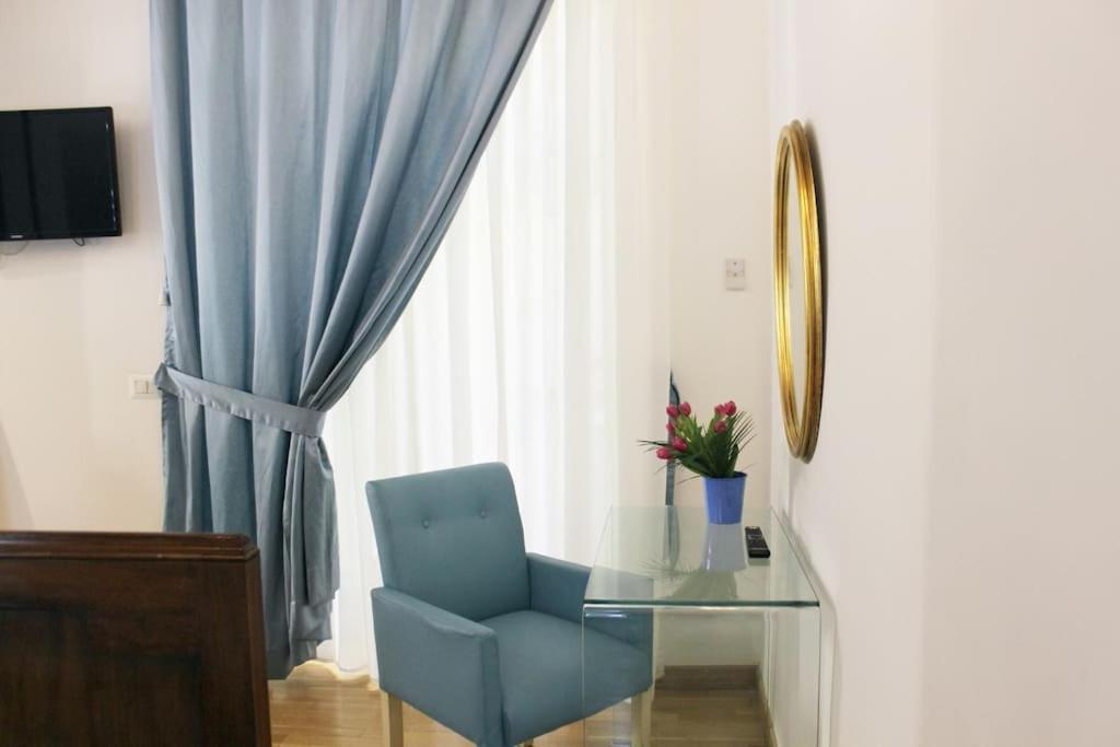 Apartamento Easy Napoli Duomo Exterior foto