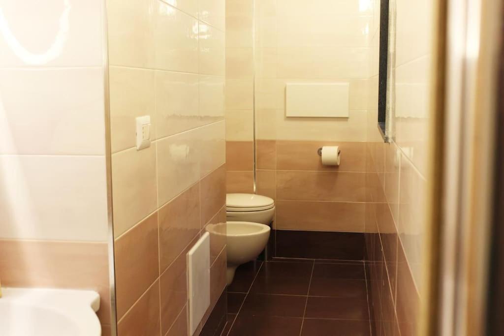 Apartamento Easy Napoli Duomo Exterior foto